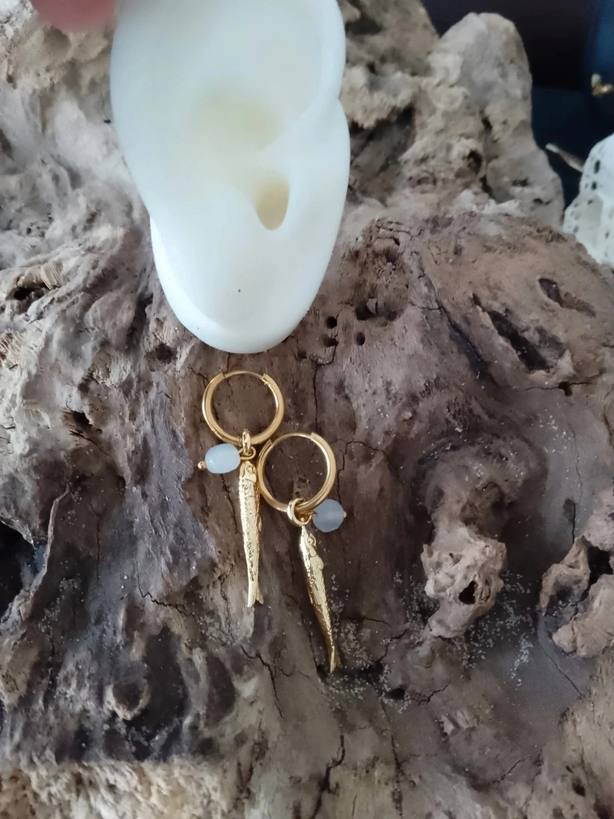 Bohemian fish gold plated hoop earrings with natural white calcedony stones – photo 2